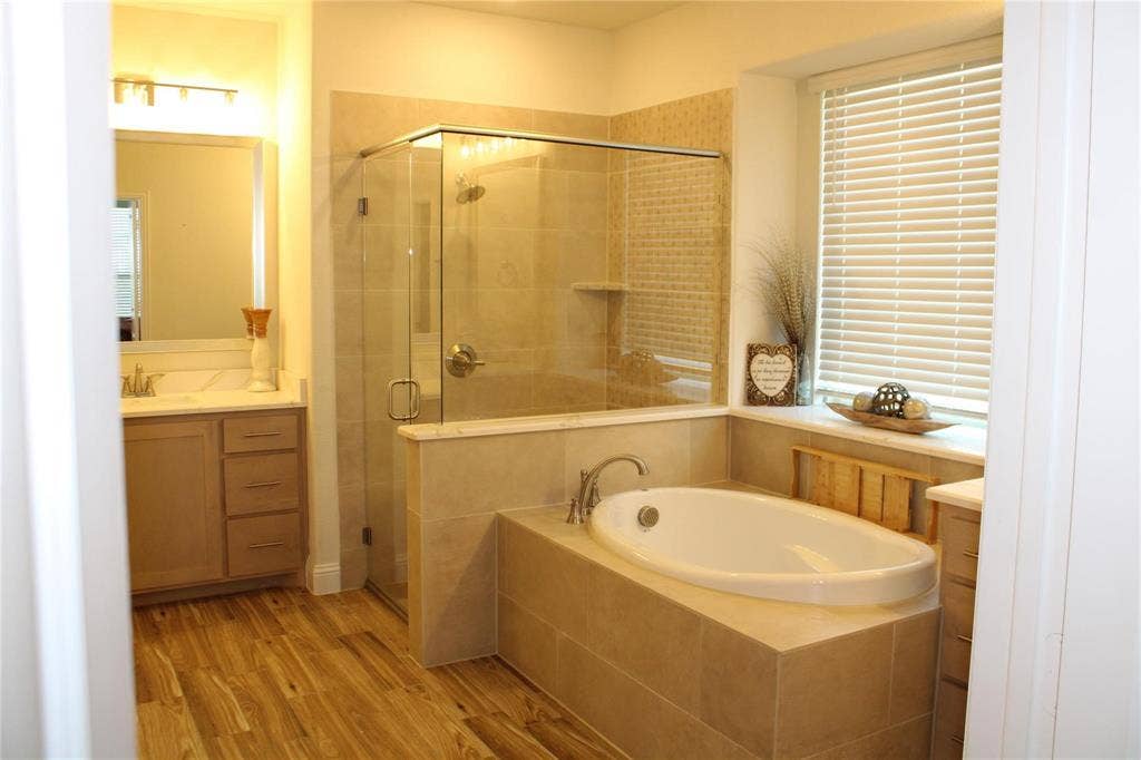 1908 Midhurst Drive, Forney, TX 75126 1908 Midhurst Drive, Forney, TX 75126