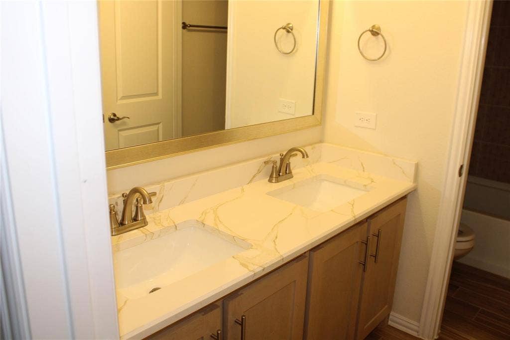 1908 Midhurst Drive, Forney, TX 75126 1908 Midhurst Drive, Forney, TX 75126