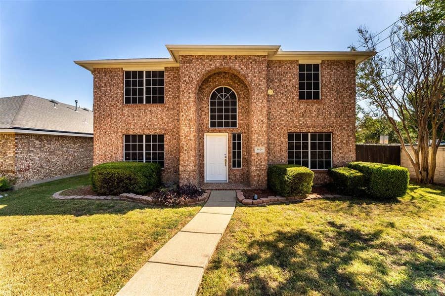 Property photo for 3929 Acorn Lane, McKinney, TX