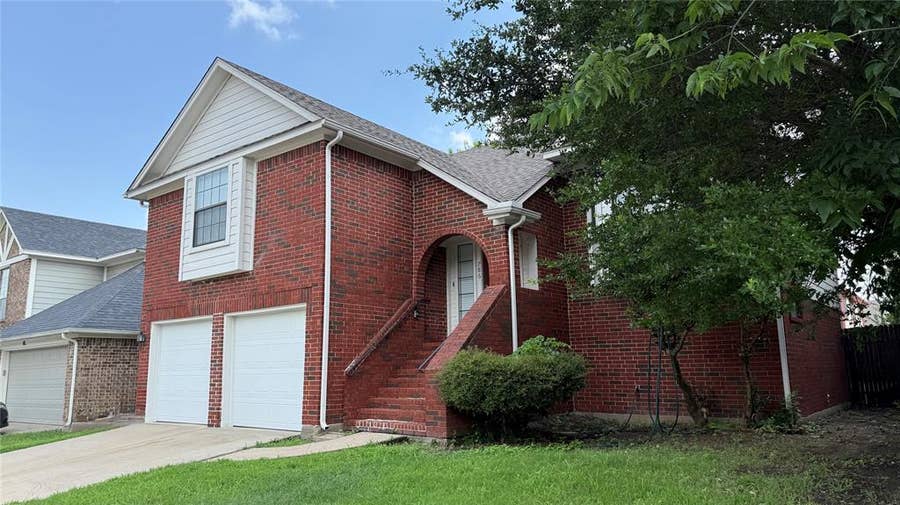 Property photo for 786 Pierre Lane, Plano, TX
