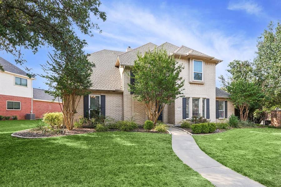 Property photo for 6043 Fieldstone Drive, Dallas, TX
