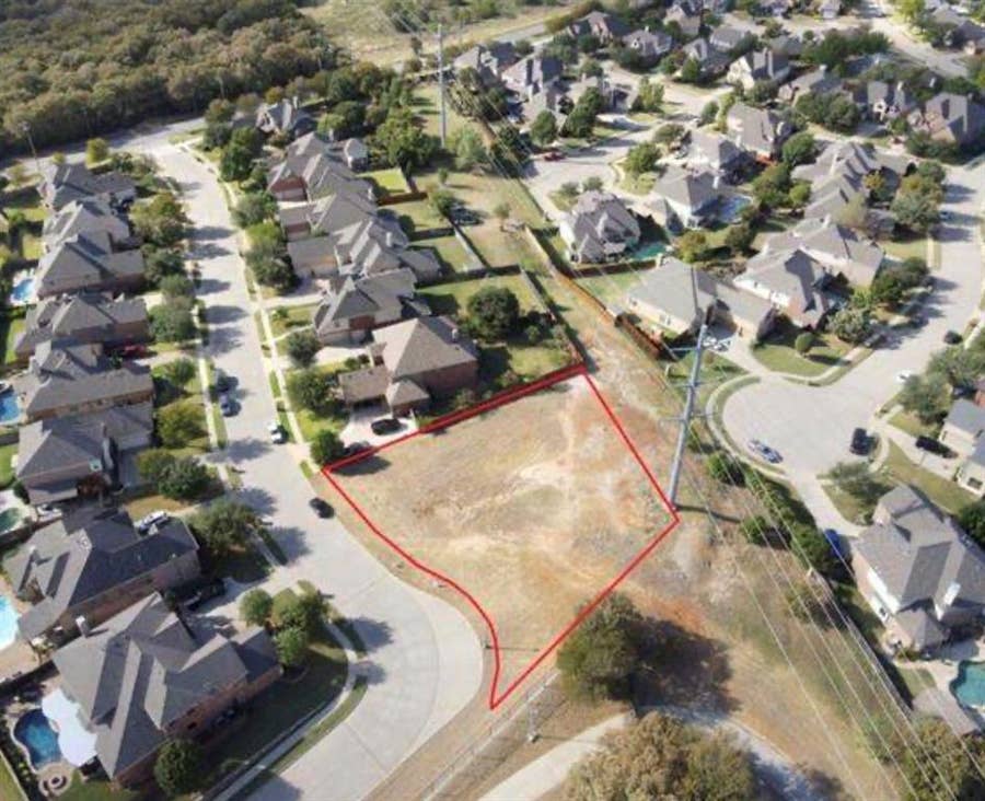Property photo for 229 Flanigan Hill Drive, Keller, TX