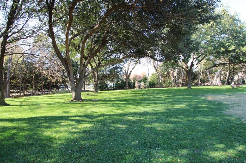 18620 Gibbons Drive, Dallas, TX 75287