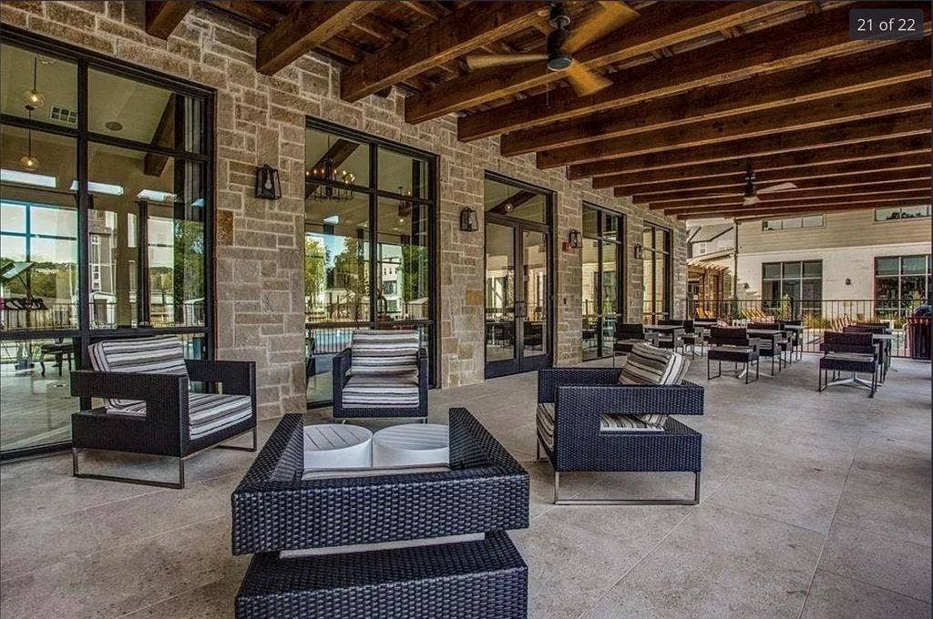 1450 Elevado Drive, Dallas, TX 75212 1450 Elevado Drive, Dallas, TX 75212