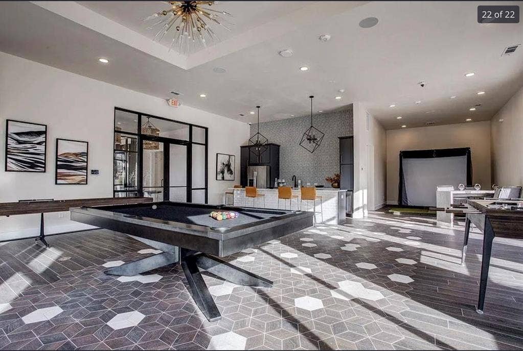 1450 Elevado Drive, Dallas, TX 75212 1450 Elevado Drive, Dallas, TX 75212