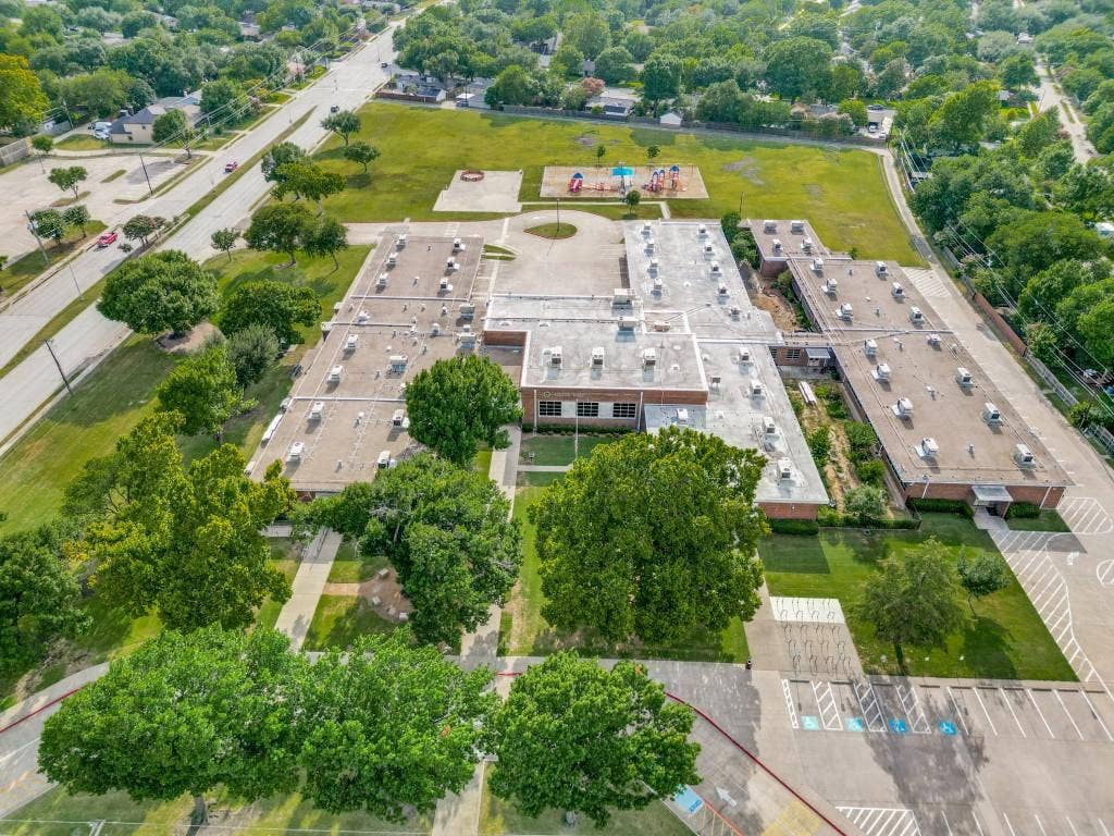 600 Ridgedale Drive, Richardson, TX 75080 Richardson Heights Elementary School