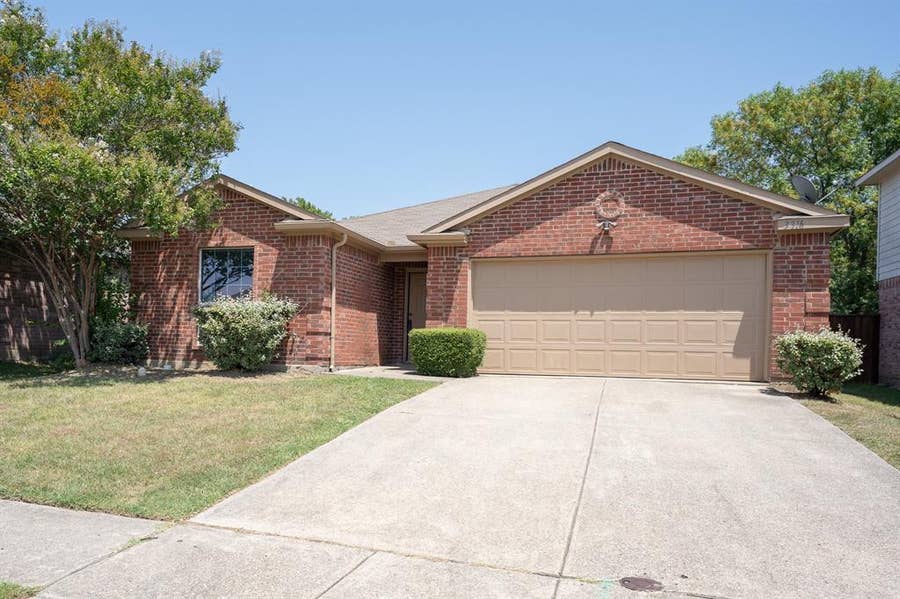 Property photo for 3316 Knoll Trail, Balch Springs, TX