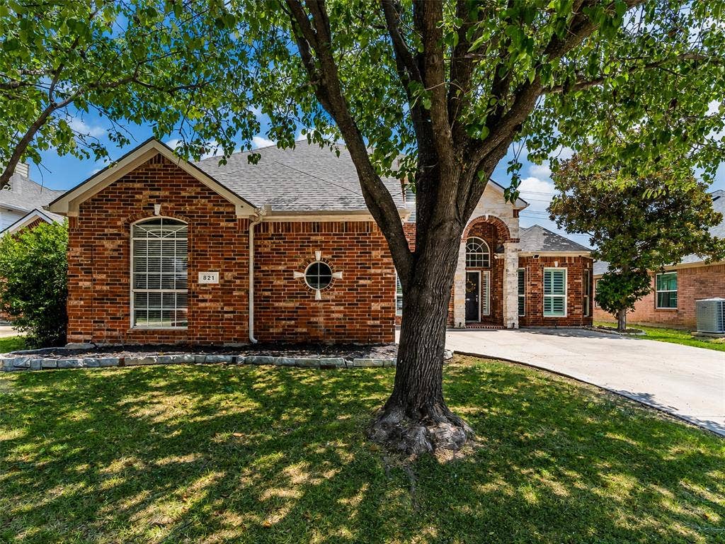 821 Redbud Drive, Allen, TX 75002 821 Redbud Drive, Allen, TX 75002