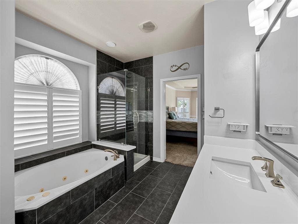 821 Redbud Drive, Allen, TX 75002 821 Redbud Drive, Allen, TX 75002