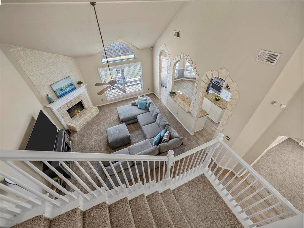 821 Redbud Drive, Allen, TX 75002 821 Redbud Drive, Allen, TX 75002