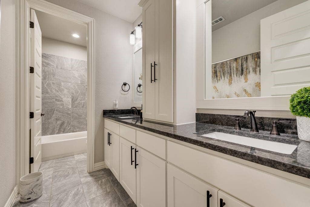 6031 Waggoner Way, Midlothian, TX 76065 6031 Waggoner Way Midlothian, TX 76065