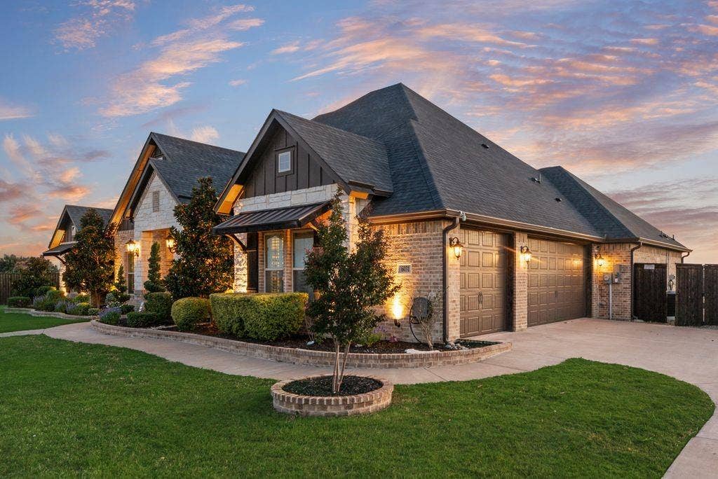 6031 Waggoner Way, Midlothian, TX 76065 6031 Waggoner Way Midlothian, TX 76065