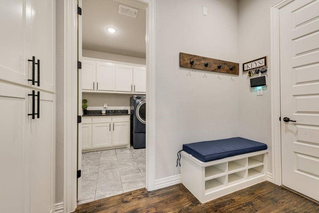 6031 Waggoner Way, Midlothian, TX 76065 6031 Waggoner Way Midlothian, TX 76065