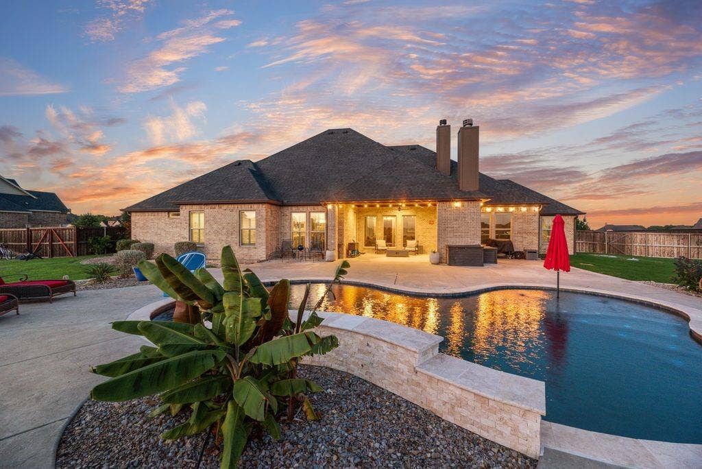 6031 Waggoner Way, Midlothian, TX 76065 6031 Waggoner Way Midlothian, TX 76065