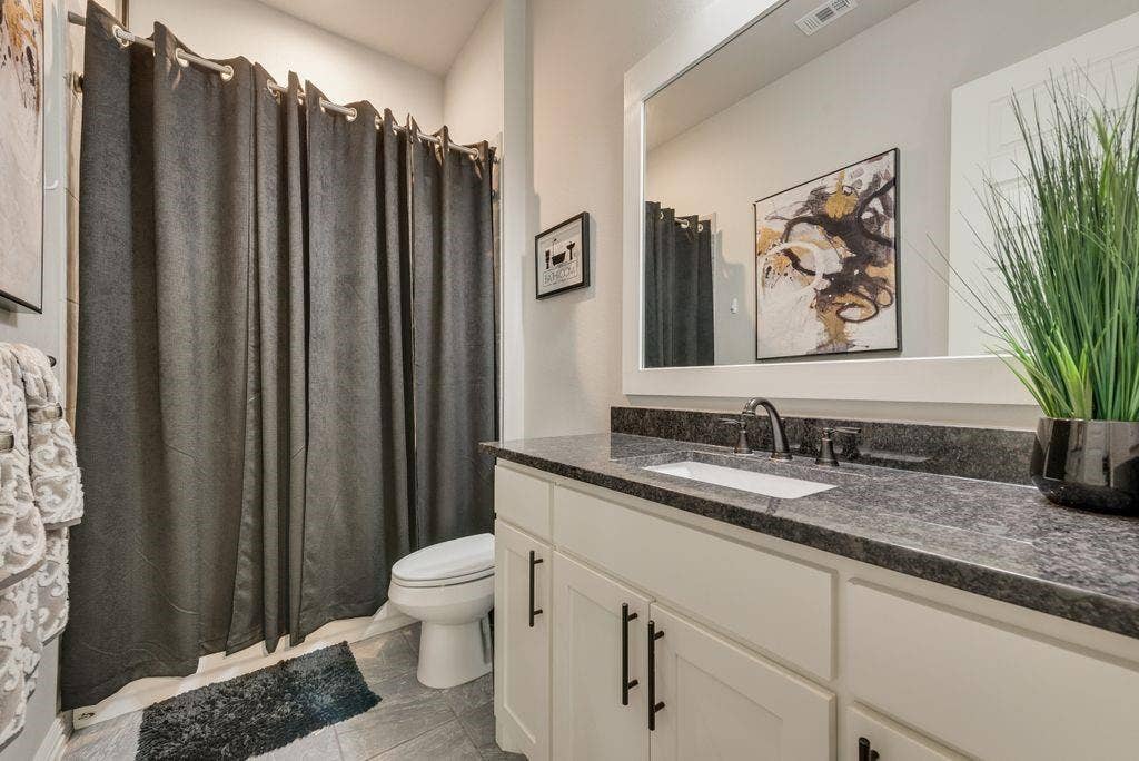 6031 Waggoner Way, Midlothian, TX 76065 6031 Waggoner Way Midlothian, TX 76065
