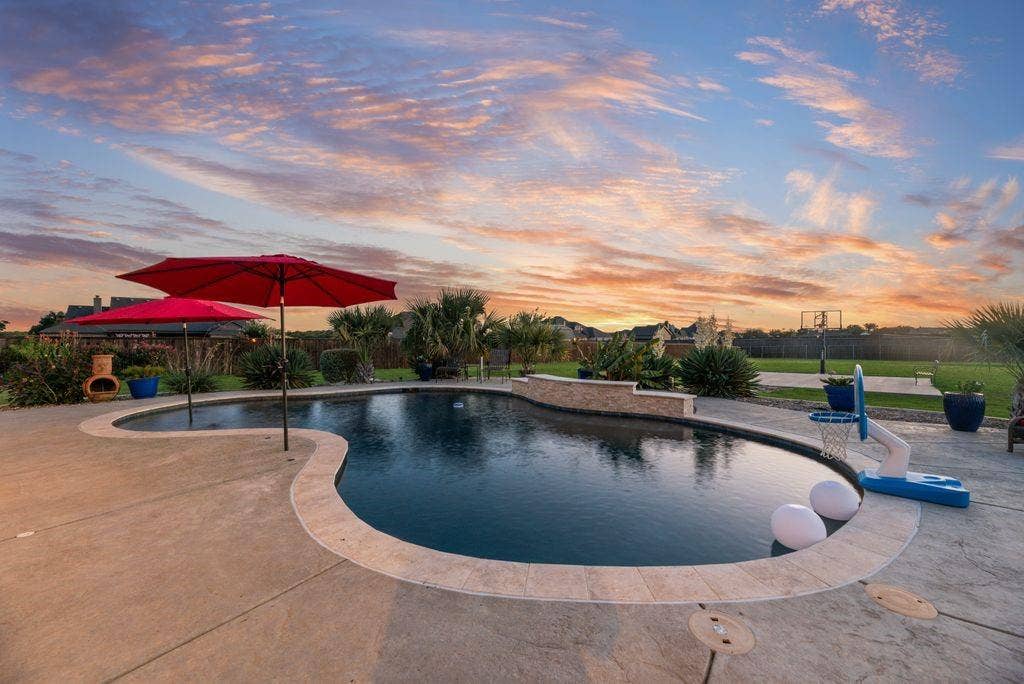 6031 Waggoner Way, Midlothian, TX 76065 6031 Waggoner Way Midlothian, TX 76065