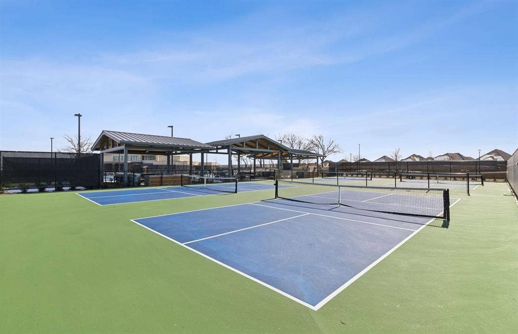 305 Snowbird Way, McKinney, TX 75071 Pickleball court