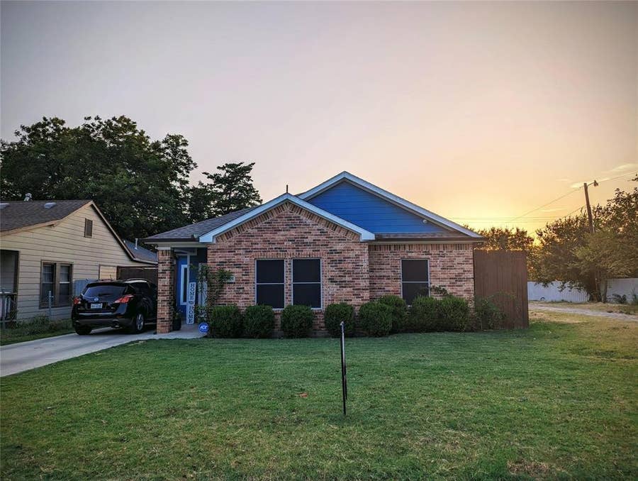 Property photo for 2715 Britton Avenue, Dallas, TX