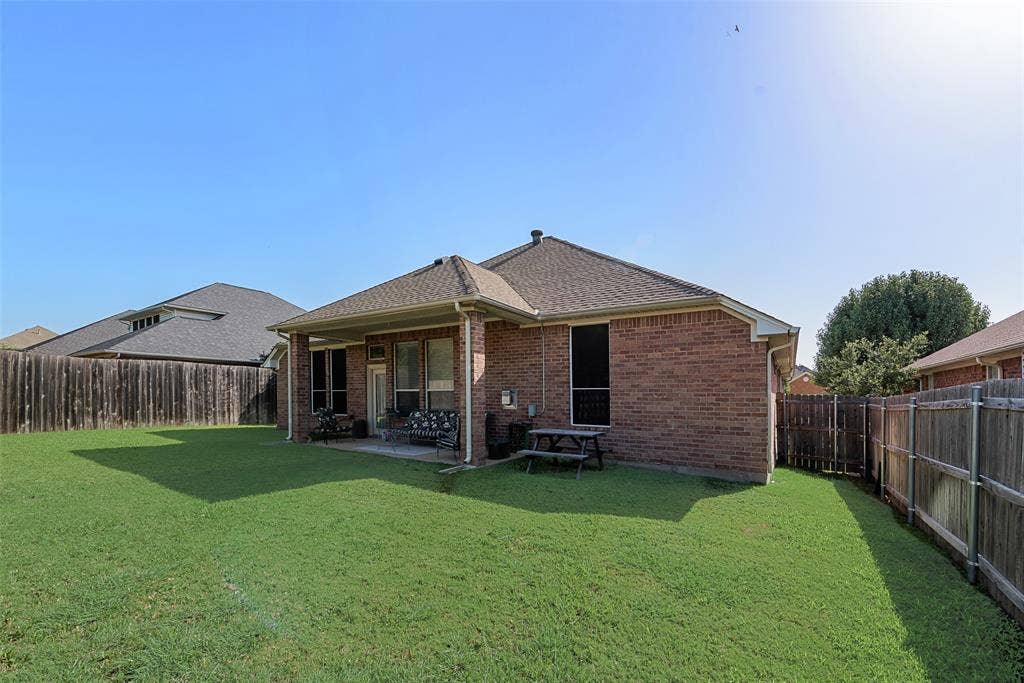 1803 Clover Hill RDMansfield, tX 76063