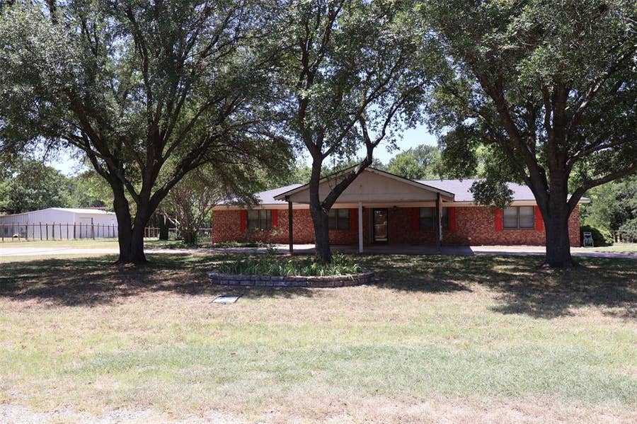 Property photo for 4315 Waples Road, Granbury, TX