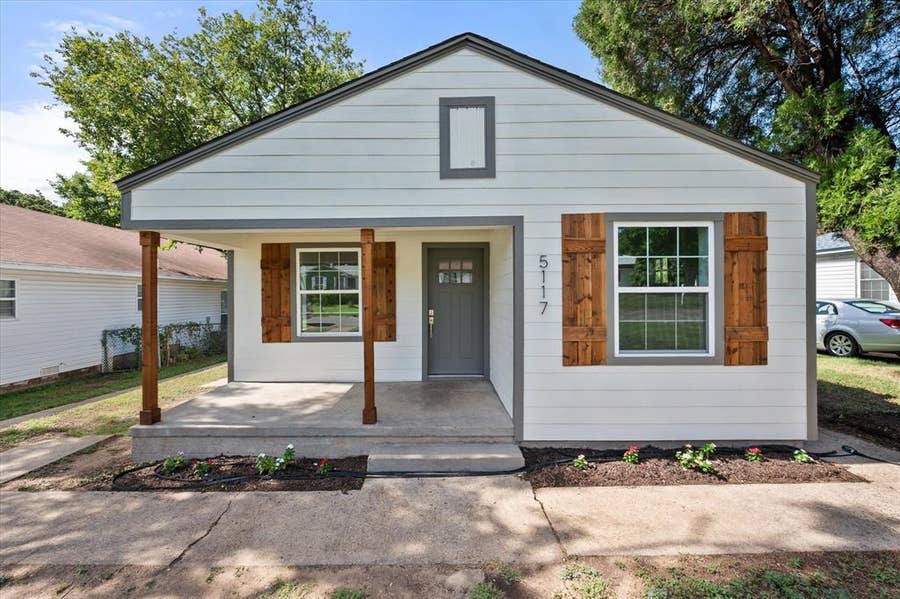 Property photo for 5117 Almena Road, River Oaks, TX