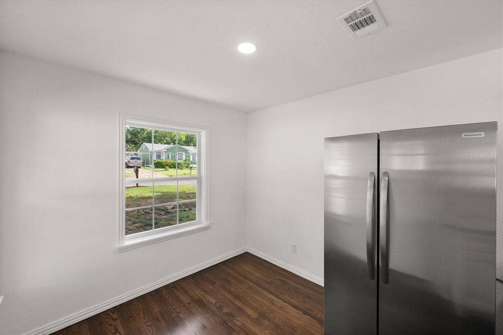 5117 Almena Road, River Oaks, TX 76114 5117 Almena Road, River Oaks, TX 76114