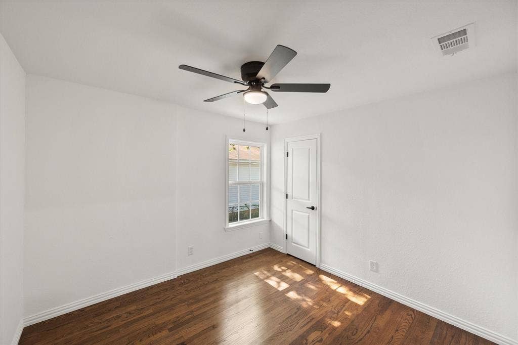 5117 Almena Road, River Oaks, TX 76114 5117 Almena Road, River Oaks, TX 76114