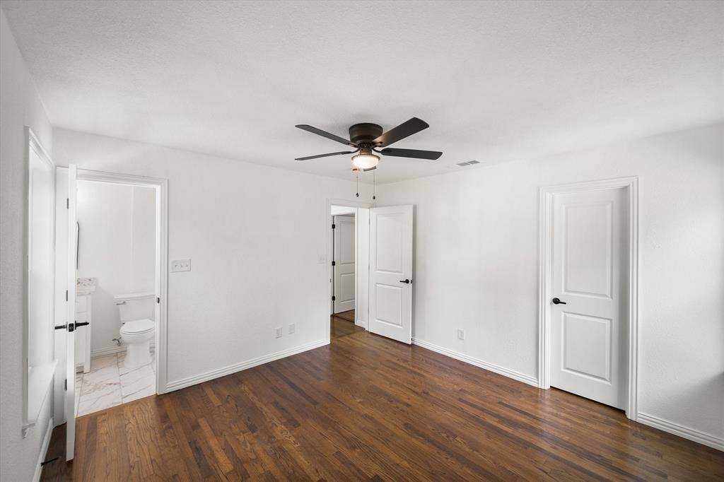 5117 Almena Road, River Oaks, TX 76114 5117 Almena Road, River Oaks, TX 76114