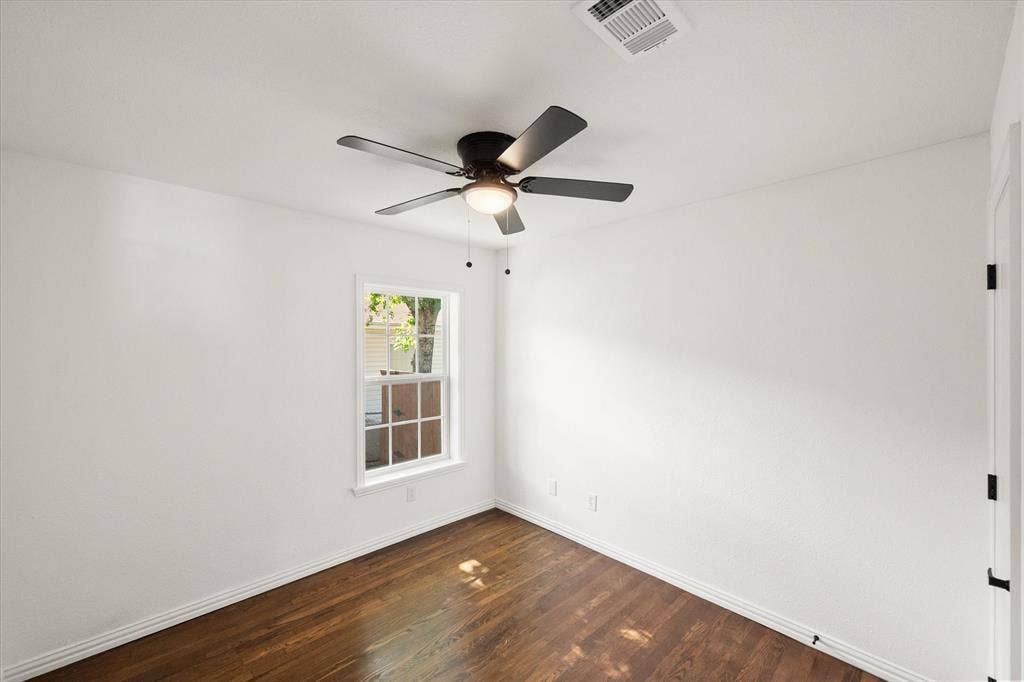5117 Almena Road, River Oaks, TX 76114 5117 Almena Road, River Oaks, TX 76114