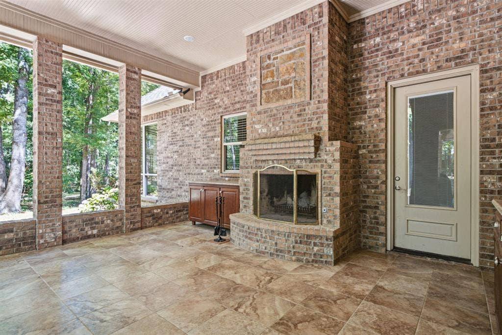 2030 Equestrian Lane, Tyler, TX 75703 2030 Equestrian Lane, Tyler, TX 75703