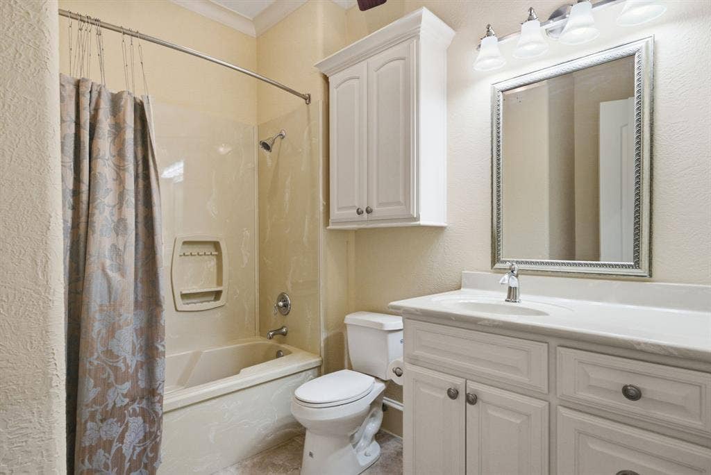 2030 Equestrian Lane, Tyler, TX 75703 2030 Equestrian Lane, Tyler, TX 75703
