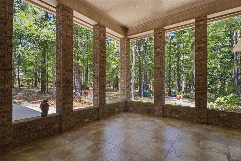 2030 Equestrian Lane, Tyler, TX 75703 2030 Equestrian Lane, Tyler, TX 75703