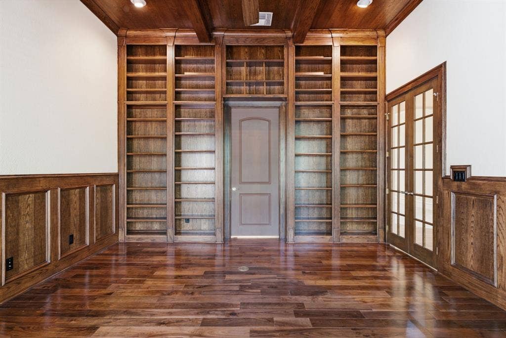 2030 Equestrian Lane, Tyler, TX 75703 2030 Equestrian Lane, Tyler, TX 75703