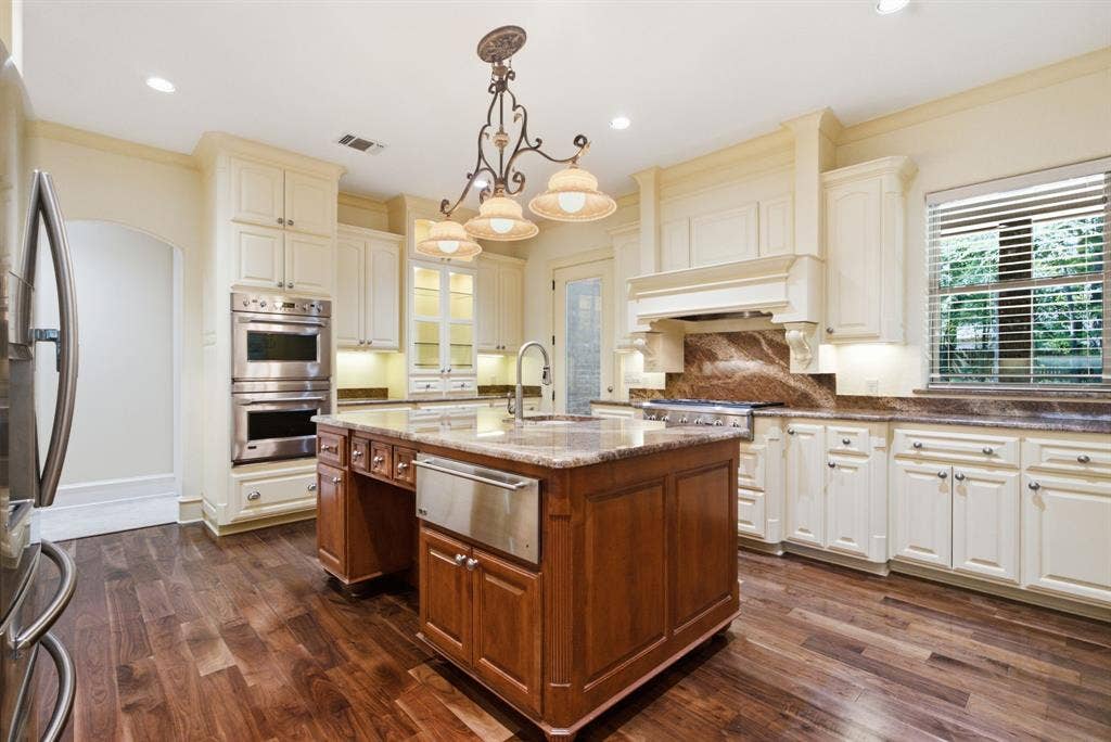 2030 Equestrian Lane, Tyler, TX 75703 2030 Equestrian Lane, Tyler, TX 75703