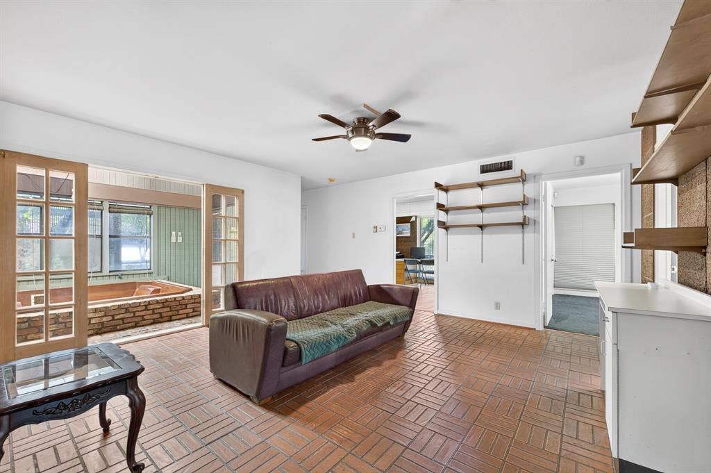 8923 Rolling Rock Lane, Dallas, TX 75238 8923 Rolling Rock Lane, Dallas, TX 75238