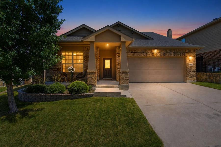 Property photo for 5005 Marina Drive, Denton, TX