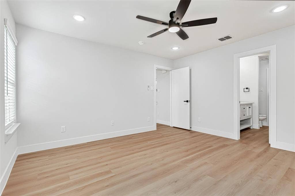 3615 Rio Blanco Drive, Dallas, TX 75227 Primary Closet