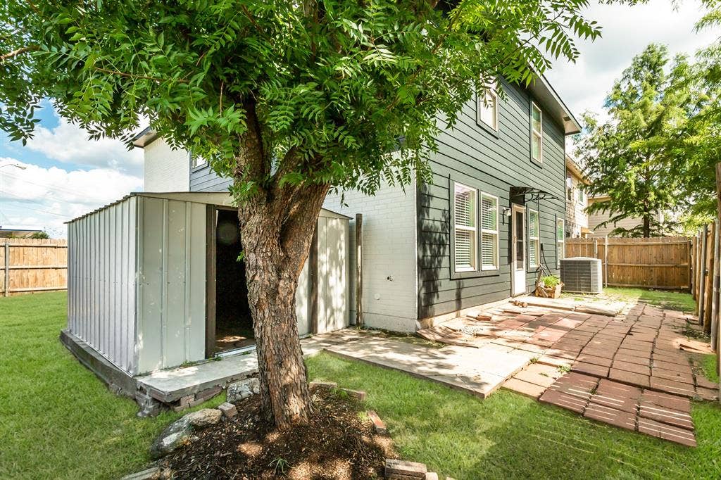 3615 Rio Blanco Drive, Dallas, TX 75227 *Grass has been digitally enhanced. Sod has been added after photos were taken.