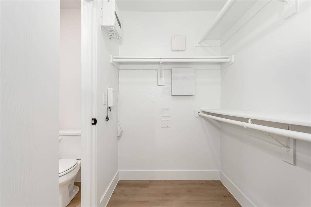 3615 Rio Blanco Drive, Dallas, TX 75227 Primary Closet