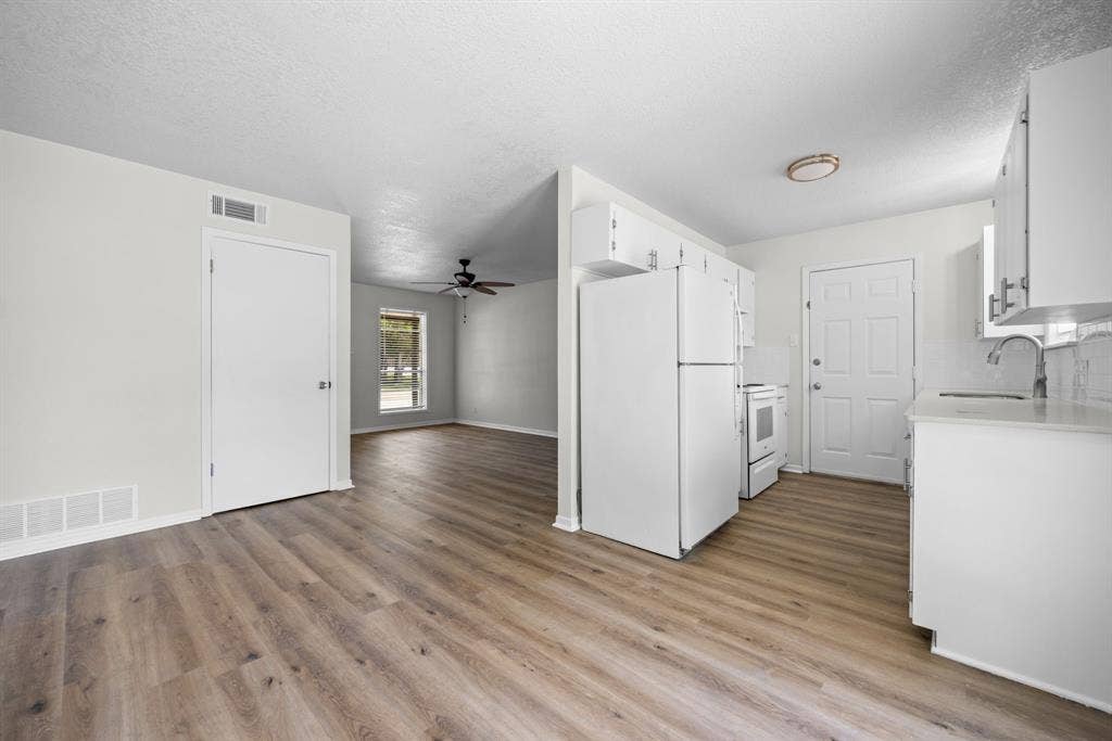 1 Cliffside Drive, Morgans Point Resort, TX 76513