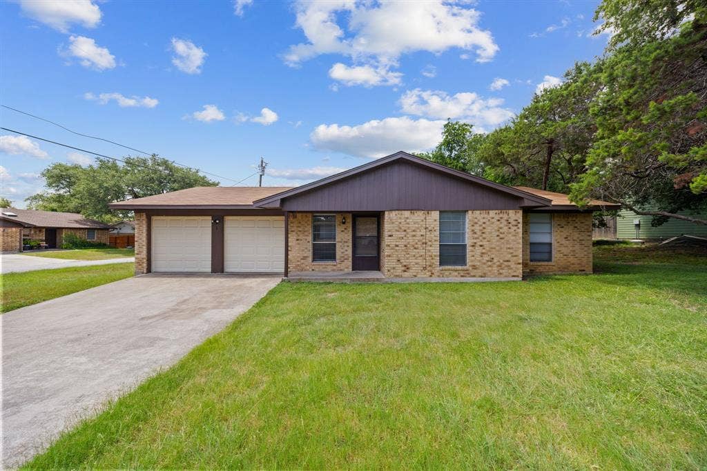 1 Cliffside Drive, Morgans Point Resort, TX 76513