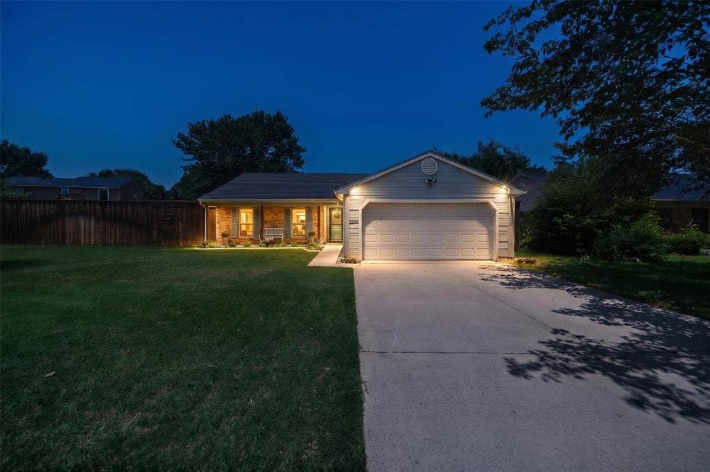 1119 Normandy Drive, Grapevine, TX 76051 1119 Normandy Drive, Grapevine, TX 76051