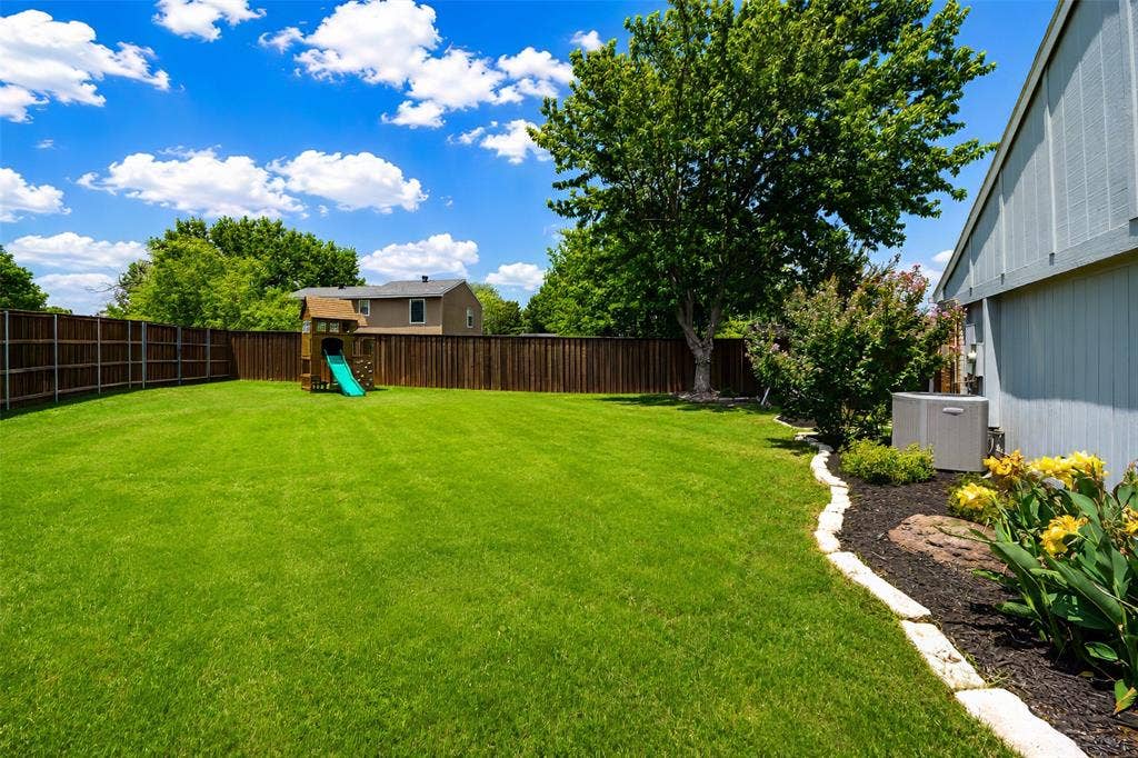 1119 Normandy Drive, Grapevine, TX 76051 Enough room to add a pool.
