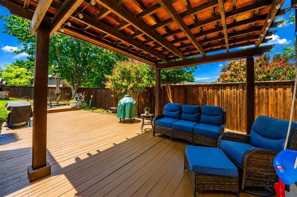 1119 Normandy Drive, Grapevine, TX 76051 1119 Normandy Drive, Grapevine, TX 76051