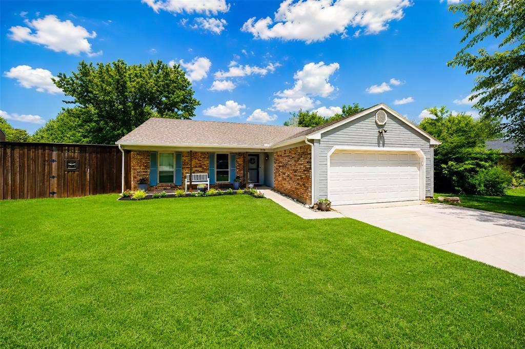 1119 Normandy Drive, Grapevine, TX 76051 1119 Normandy Drive, Grapevine, TX 76051
