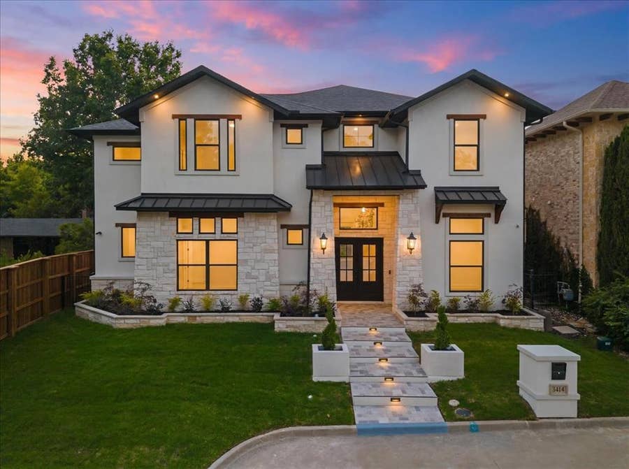 Property photo for 3414 Shadow Brook Court, Denton, TX