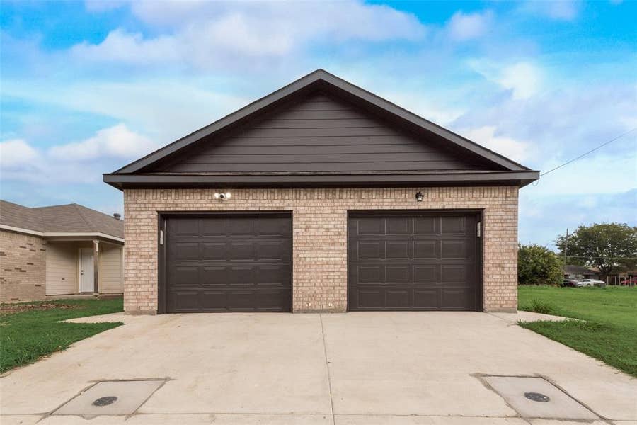 Property photo for 3155 Stag Road, Dallas, TX
