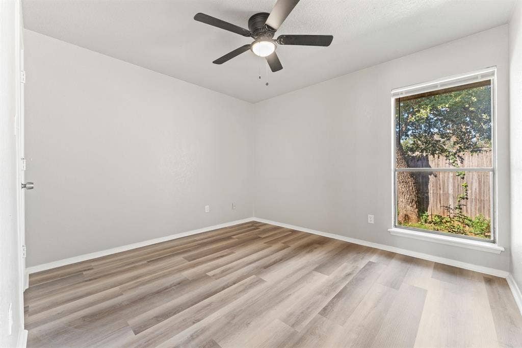 2512 Windy Pine Lane, Arlington, TX 76015 2512 Windy Pine Lane, Arlington, TX 76015