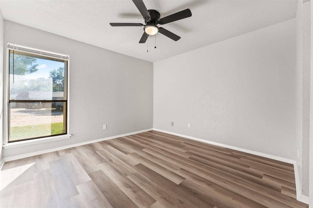 2512 Windy Pine Lane, Arlington, TX 76015 2512 Windy Pine Lane, Arlington, TX 76015