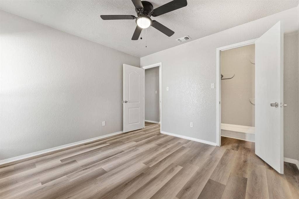2512 Windy Pine Lane, Arlington, TX 76015 2512 Windy Pine Lane, Arlington, TX 76015